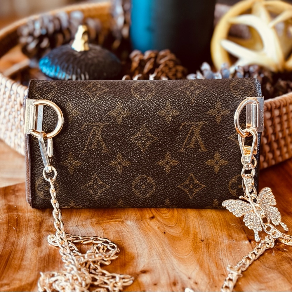 Louis Vuitton, Sarah, wallet, vintage monogram converted Crossbody - Picture 4 of 16